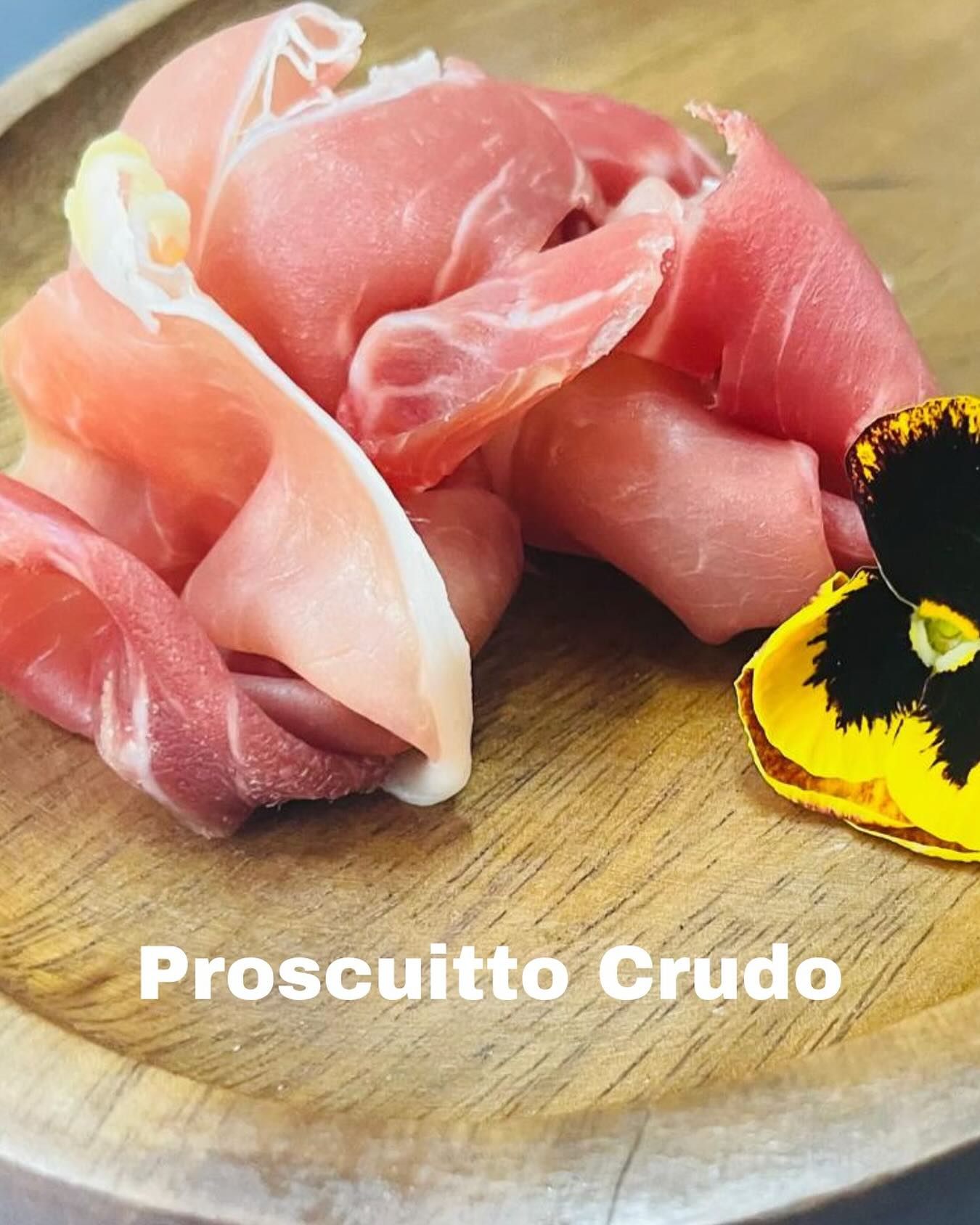 Prosciutto Crudo: The Italian charmer that’s crashed our local picnic party. Thin as whispers, smooth as silk. It’s giving Gucci… 
Pro tip: Pair with our Stanford Oak Smoked Cheese for a flavour explosion that’ll make your taste buds do a happy dance.
Ready for a taste adventure? Order now on Uber Eats!
#PicnicGoals #FlavourPassport 
@wildpeacockproducts