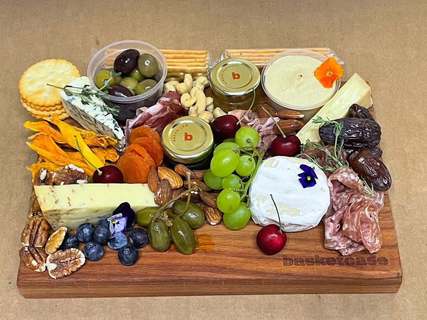 Forgot snacks for the game tonight? Awkies 
🏉 Don’t Panic, Game Night Just Got Tastier! 
Order cheese and charcuterie boards on Uber Eats for delivery. https://www.order.store/store/basketcase/EPxE-1xKUBGnB1RN0XmOYA 
Comment RUGBY on your order and we will gooi some biltong in for free 🍇🧀🍯
#SCRUMptious
#RugbyAndCheese #GameNightSnacks #CharcuterieDelivery #CheeseLovers #RugbyFood #DeliciousDelivery #GameDayFeast