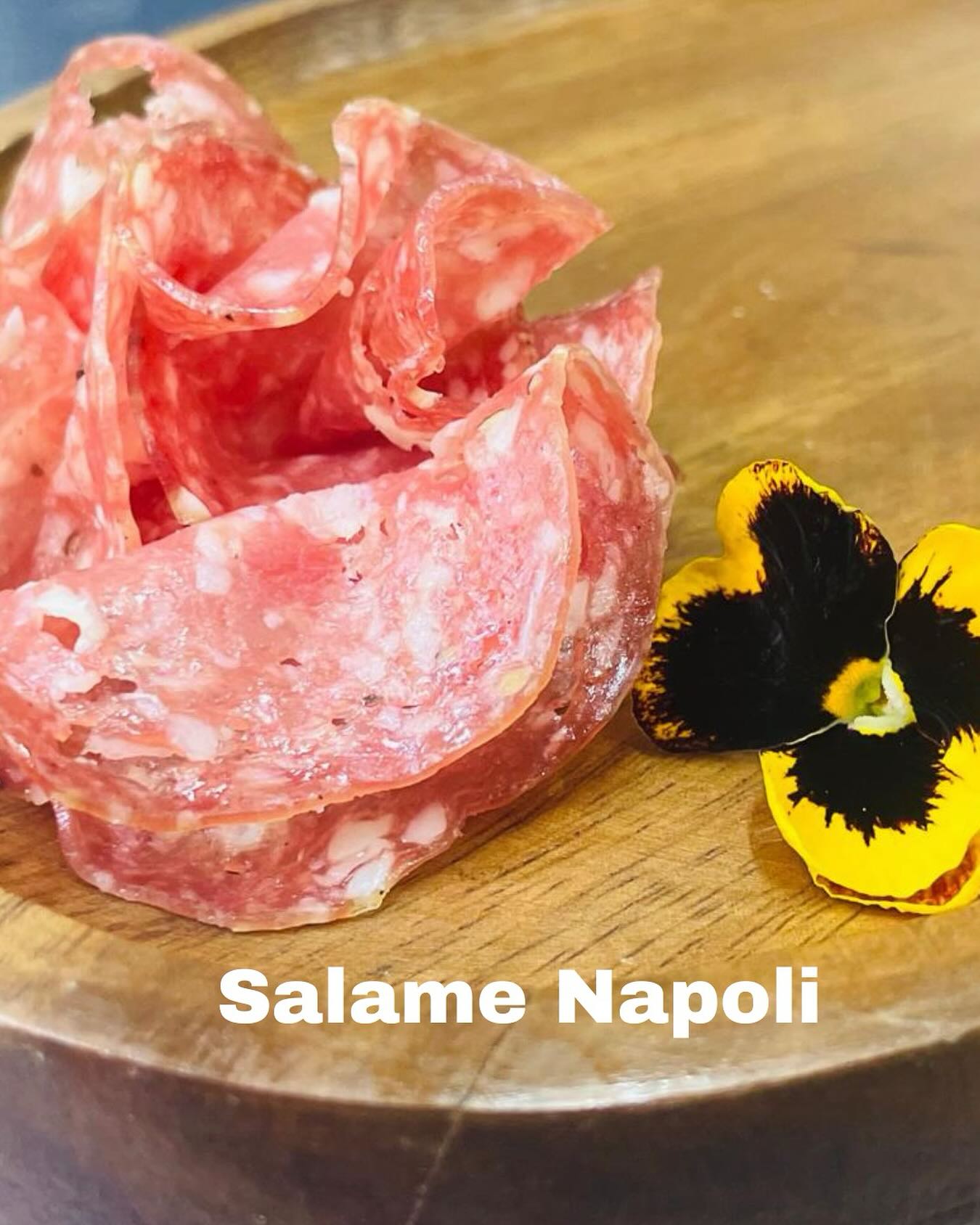 Napoli Salame: It’s thinner than your chances of hearing Noon Gun misfire. The Italian superstar that’s stealing the show in our picnic boxes! Each bite is a flavour explosion that’ll have you saying ‘lekker’ with an Italian accent.
Ready for a taste of la dolce vita in the Mother City? 🍖 🇮🇹
Order now on Uber Eats for an Italian holiday in your mouth!